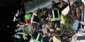 Due persone sono morte nel crollo di una palazzina vicino a Ferrara
