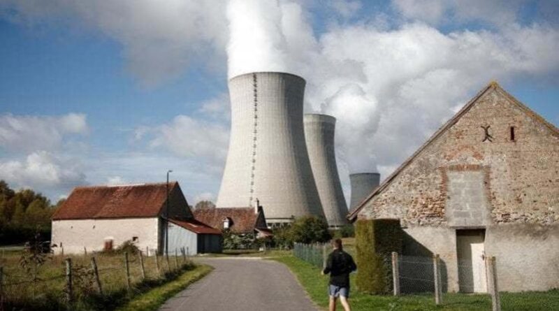 Centrali nucleari senza autorizzazione, la maggioranza tenta il blitz notturno