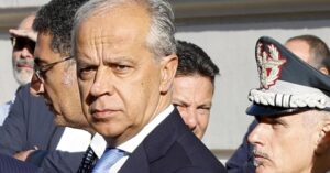 Piantedosi: la sicurezza si fa anche educando i giovani. Non esistono obiettivi irraggiungibili