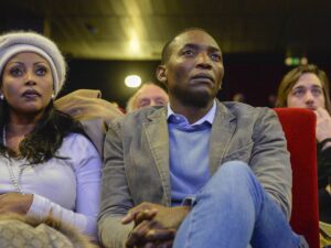 “Soldi usati per cene, vestiti di lusso e gioielli”. Tutte le accuse sui parenti di Soumahoro