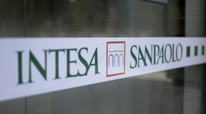 L’Antitrust ha avviato un’istruttoria nei confronti della banca Intesa Sanpaolo per il trasferimento di parte dei suoi clienti a Isybank