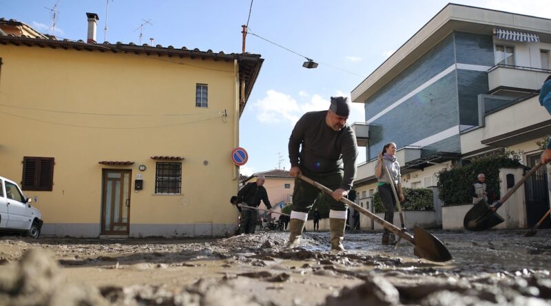 In Toscana vanno avanti le operazioni di soccorso