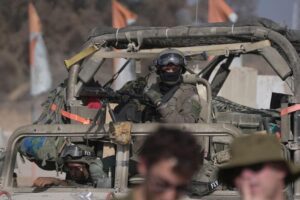 Hamas conferma i negoziati, 12 ostaggi per 3 giorni di tregua