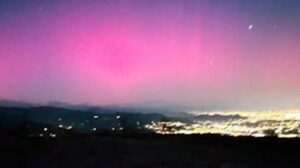 Non aurora boreale ma Sar: le luci apparse in Italia effetto del campo magnetico terrestre