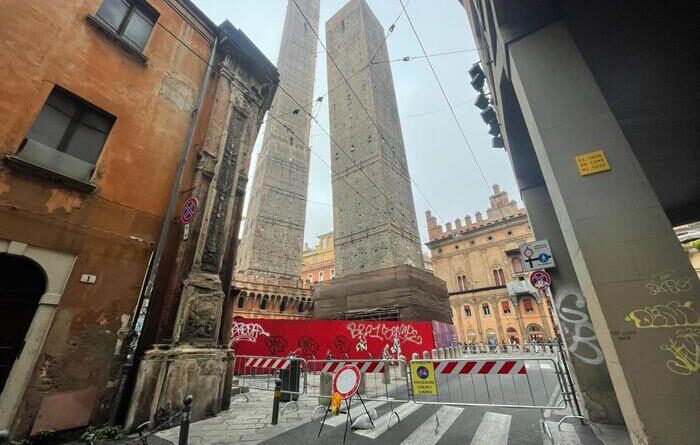 Lepore, 4,7 milioni per mettere in sicurezza Torre Garisenda