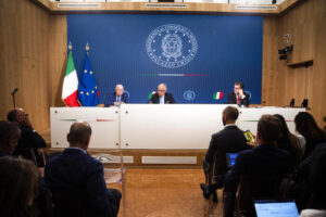 Cdm alle 13.30, tra i temi da affrontare sicurezza e riforma fiscale
