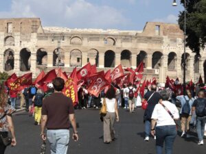 “Sciopero generale confermato”. I sindacati non mollano: sfida aperta al governo