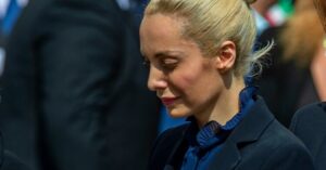 Eredità Berlusconi, i 5 figli versano a Marta Fascina la prima tranche dei 100 milioni di euro