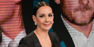 È morta a 61 anni l’attrice e modella Anna Kanakis
