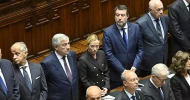 Riforme, l’avvertimento di FI a Meloni: “Niente rinvii sulla giustizia, ok insieme al premierato”