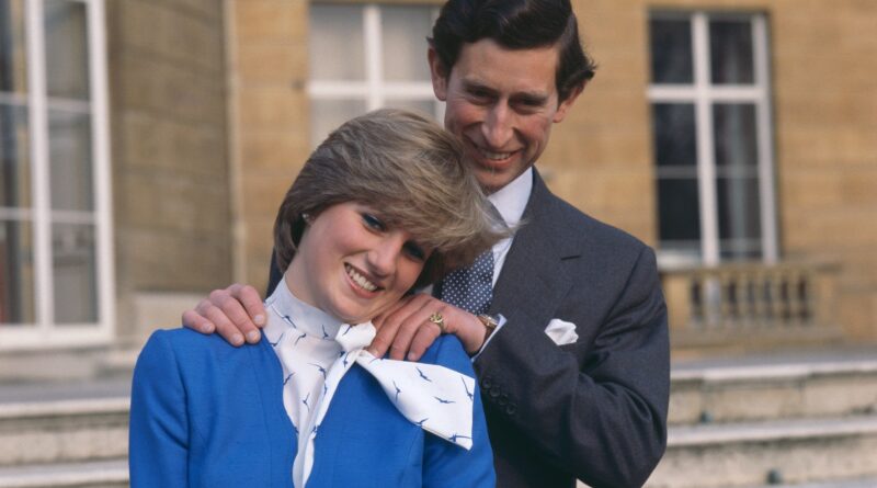 La camicetta del ritratto di fidanzamento della principessa Diana sarà messa all’asta