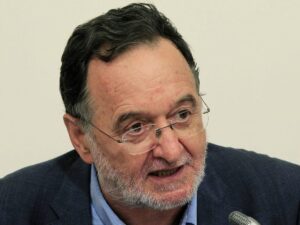 La vendetta greca: “Crisi Germania? Venda le isole, lo diceva a noi…”