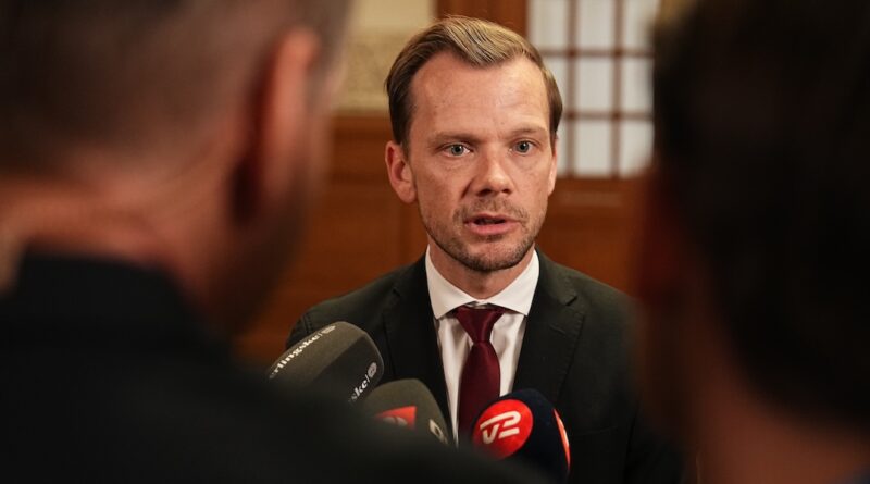 Il parlamento danese ha approvato la legge che introdurrà il divieto di bruciare testi religiosi