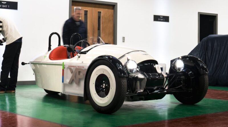 Morgan: prototipo di Super 3 elettrico per una produzione che guarda al futuro