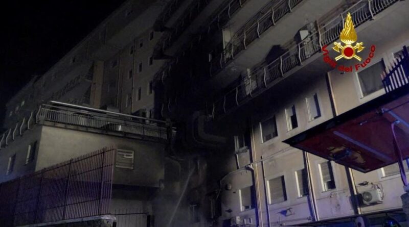 Incendio all’ospedale di Tivoli, 4 pazienti morti e 100 evacuati