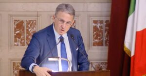‘Costituzione e animali selvatici’: la diretta del convegno alla Camera con Sergio Costa
