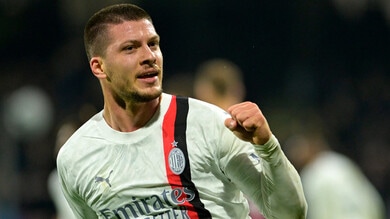 Jovic salva il Milan: 2-2 a Salerno. Beltran lancia la Fiorentina, Monza ko