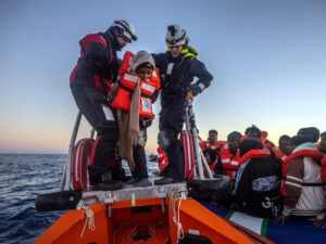 Natale sulla Sea Watch per 118 migranti