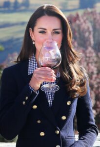 Il vino rosso fa davvero bene? Gli esperti dicono la loro