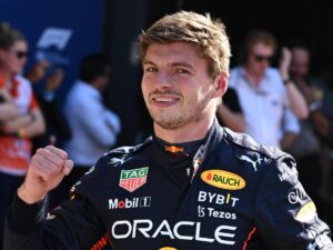 “Tu non puoi”. Niente Mercedes da 300 km/h a noleggio per Verstappen. Ecco perché