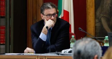 Difesa di Giorgetti su Mes e patto, basta allucinazioni