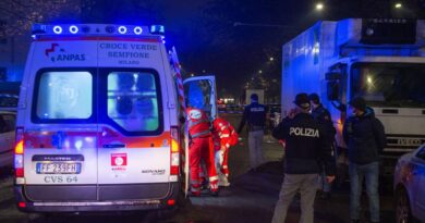 Scontro tra un autobus di studenti e un’ambulanza a Urbino: 4 vittime