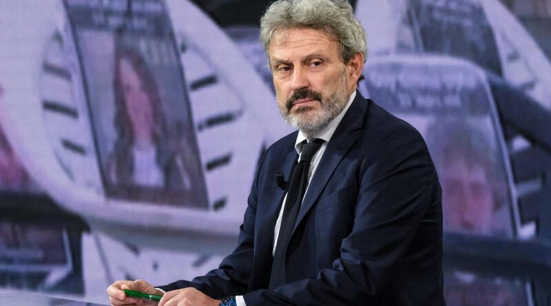 Vittorio Emanuele Parsi operato d’urgenza dopo un malore