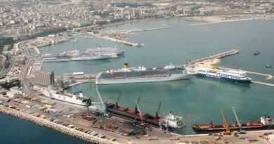 Incidente mortale al porto di Bari, proclamato sciopero