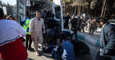 Strage in Iran tra la folla sulla tomba di Soleimani