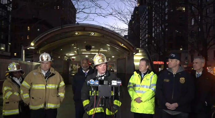 Incidente nella metropolitana di New York, 24 feriti lievi