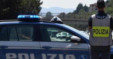 Donna accoltellata in autogrill a Natale, fermato l’ex marito
