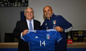 Il vicepremier Tajani: “Maignan ha ragione. Il razzismo è da cretini”