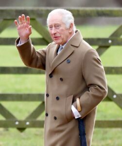 Re Carlo è stato ricoverato in un ospedale di Londra per un intervento alla prostata
