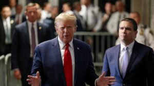 New York, Trump condannato a pagare 360 milioni per le fatture gonfiate