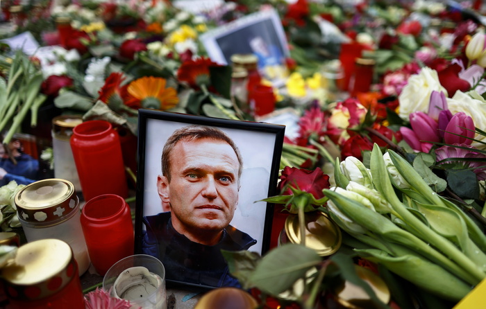‘Navalny ucciso con un pugno al cuore, metodi da Kgb’