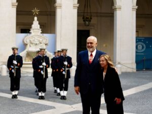 Patto Albania-Italia, Tirana approva l’accordo sui migranti