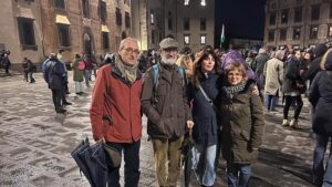 “Hanno picchiato dei ragazzini travolgendo un giovane in carrozzina”
