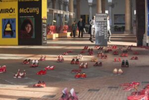 Donna uccisa a coltellate nel Padovano