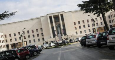 Molestie alla Sapienza, il dossier shock. “I ricatti sessuali dei prof durante gli esami”