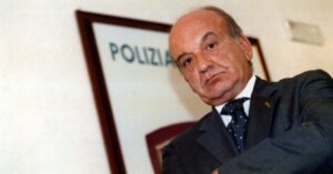Depistaggio Borsellino, le “anomalie” nel conto di La Barbera: “Dal ’90 al ’92 versamenti in contanti per 97 milioni di lire”