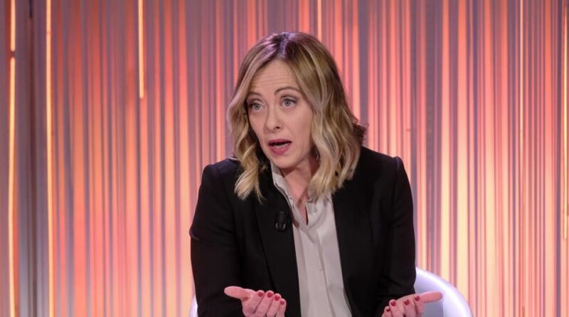 Meloni: grazie a Forze dell’Ordine, poi sanzioni a chi sbaglia