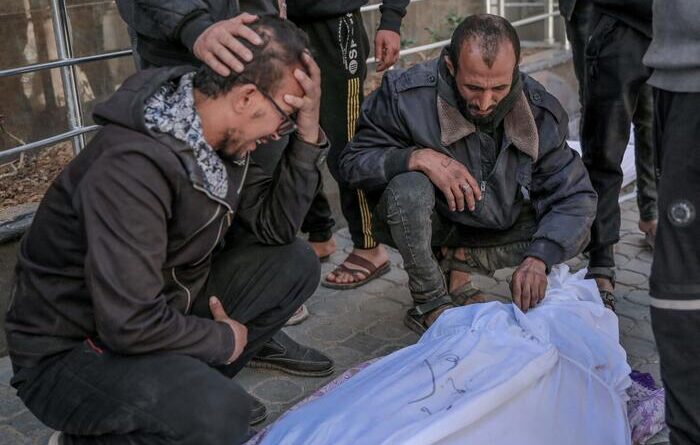 ‘Spari sulla folla a Gaza, 112 morti’. Nessun accordo all’Onu sul testo di condanna