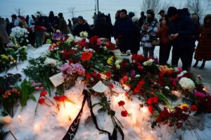 Migliaia ai funerali di Navalny, “la Russia sarà libera”, 128 i fermi in 19 città