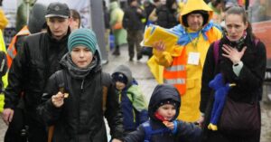 Scadono i permessi di soggiorno per i profughi ucraini: il governo italiano si fa avanti in Ue