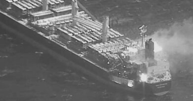 Israele – Hamas, le notizie di oggi dalla guerra. Cina: “A Gaza una vergogna per la civiltà”. Usa: 3 i marinai uccisi nell’attacco Houti. Media: “Gli Stati Uniti hanno nascosto un reale aiuto in armi a Israele”