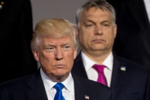 Joe Biden critica Trump per l’incontro a Mar-a-Lago con Viktor Orban