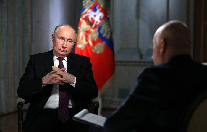 Putin agita il nucleare, ‘truppe al confine finlandese’