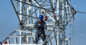Bonus sociale luce: addio contributo straordinario, ecco come cambiano gli importi dal 1°aprile
