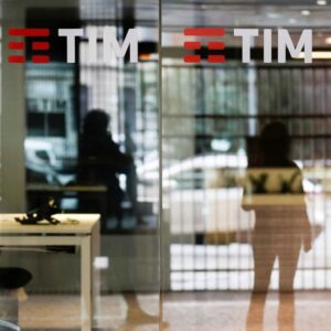 Tim: 4 liste per rinnovo cda, Vivendi in campo solo per collegio sindacale