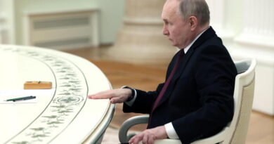 Putin insiste: puniremo i mandanti della strage a Mosca